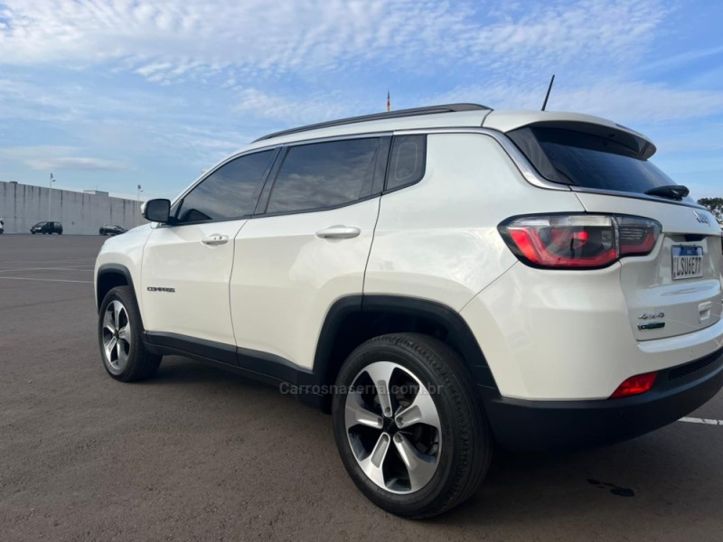 COMPASS 2.0 16V DIESEL LONGITUDE 4X4 AUTOMÁTICO - 2017 - SANTA CRUZ DO SUL