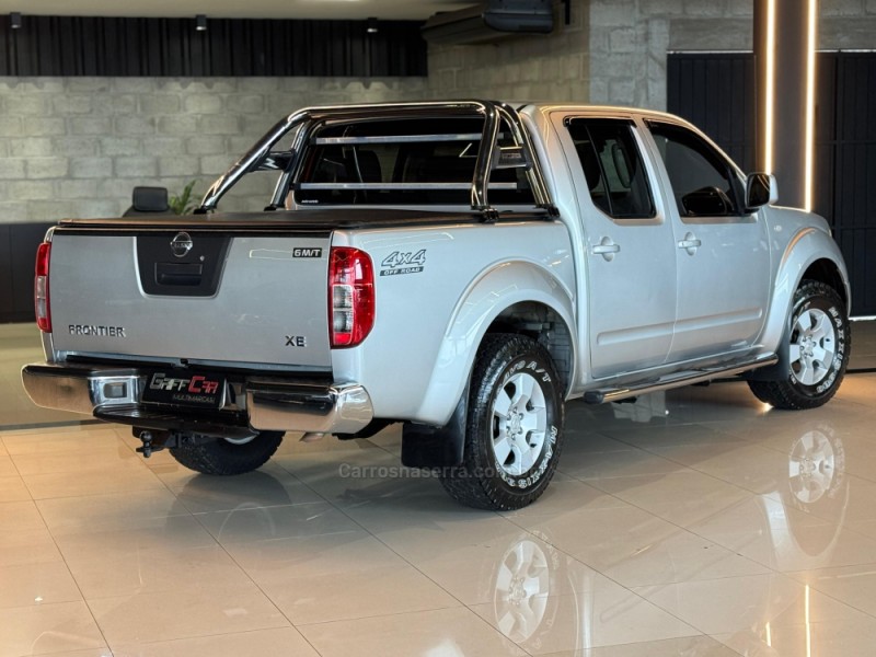 FRONTIER 2.5 XE 4X4 CD TURBO ELETRONIC DIESEL 4P MANUAL - 2013 - DOIS IRMãOS
