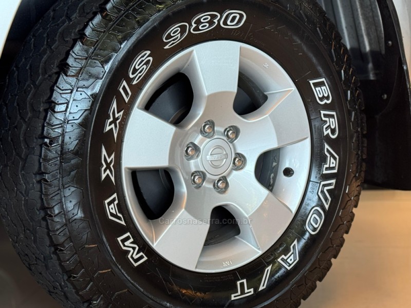 FRONTIER 2.5 XE 4X4 CD TURBO ELETRONIC DIESEL 4P MANUAL - 2013 - DOIS IRMãOS