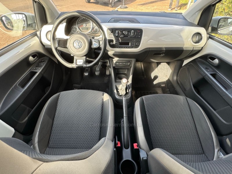 UP 1.0 TSI CROSS 12V FLEX 4P MANUAL - 2017 - LAGOA VERMELHA