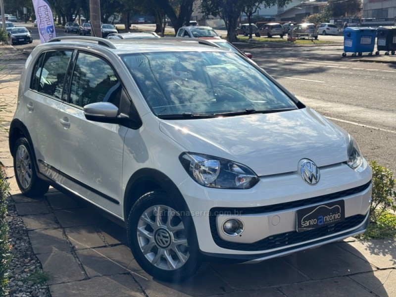 UP 1.0 TSI CROSS 12V FLEX 4P MANUAL - 2017 - LAGOA VERMELHA
