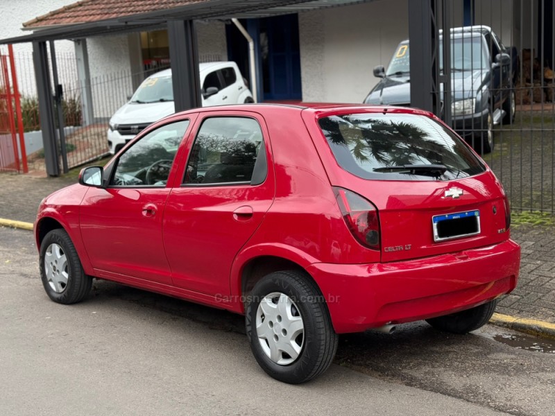CELTA 1.0 MPFI LT 8V FLEX 4P MANUAL - 2013 - PAROBé