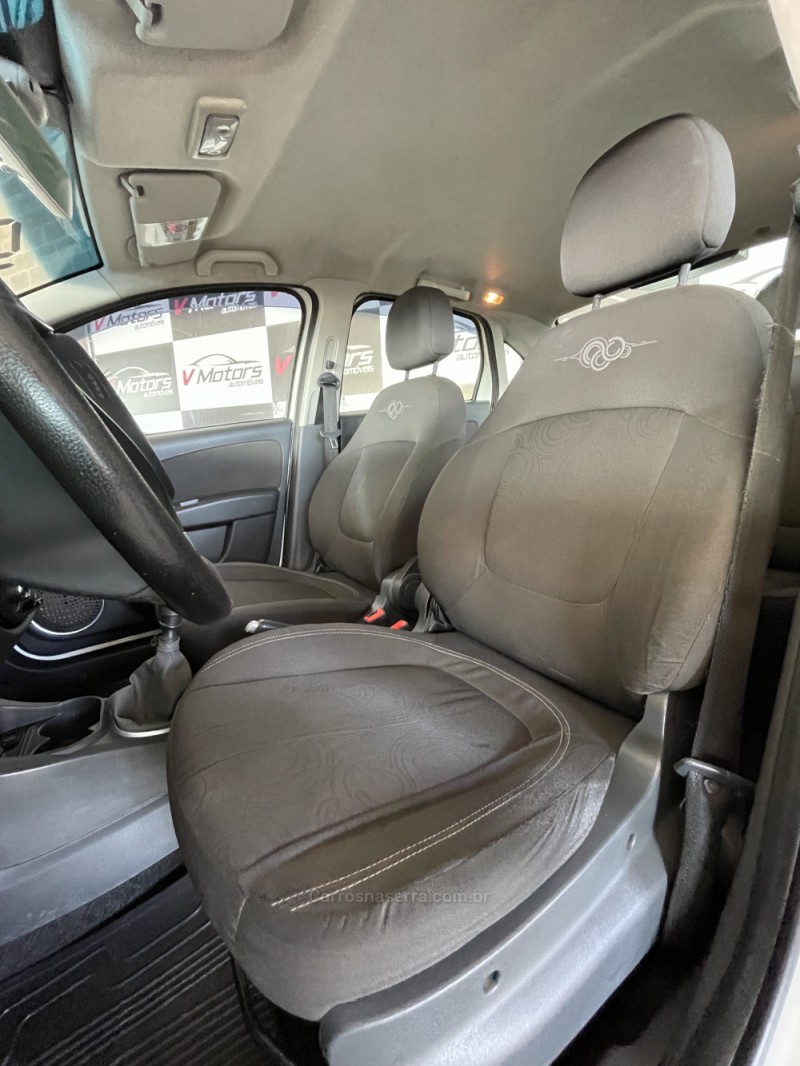 GRAND SIENA 1.0 ATTRACTIVE 8V FLEX 4P MANUAL - 2018 - PAROBé