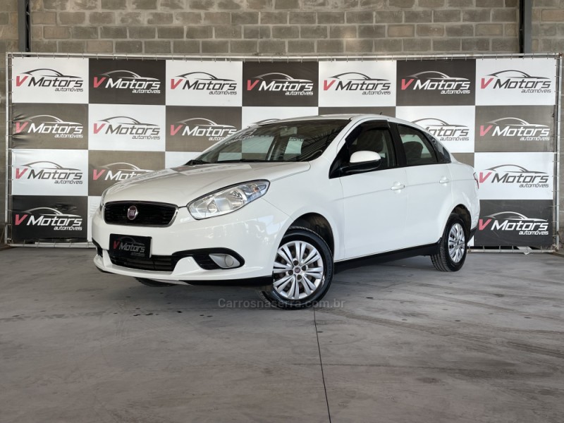 GRAND SIENA 1.0 ATTRACTIVE 8V FLEX 4P MANUAL - 2018 - PAROBé