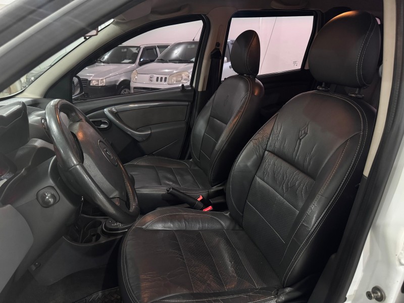 DUSTER 2.0 DYNAMIQUE 4X2 16V FLEX 4P AUTOMÁTICO - 2014 - CAXIAS DO SUL
