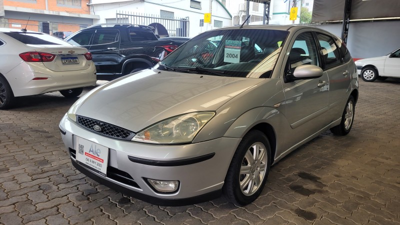 FOCUS 2.0 GHIA 16V GASOLINA 4P AUTOMÁTICO - 2004 - GARIBALDI