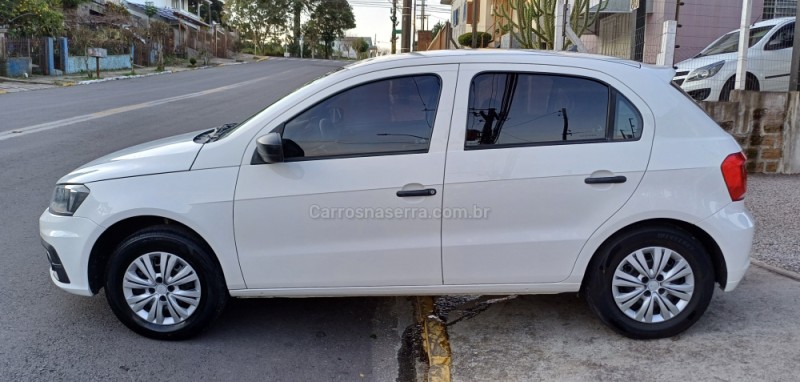 GOL 1.0 MI TRENDLINE 8V FLEX 4P MANUAL - 2018 - FARROUPILHA