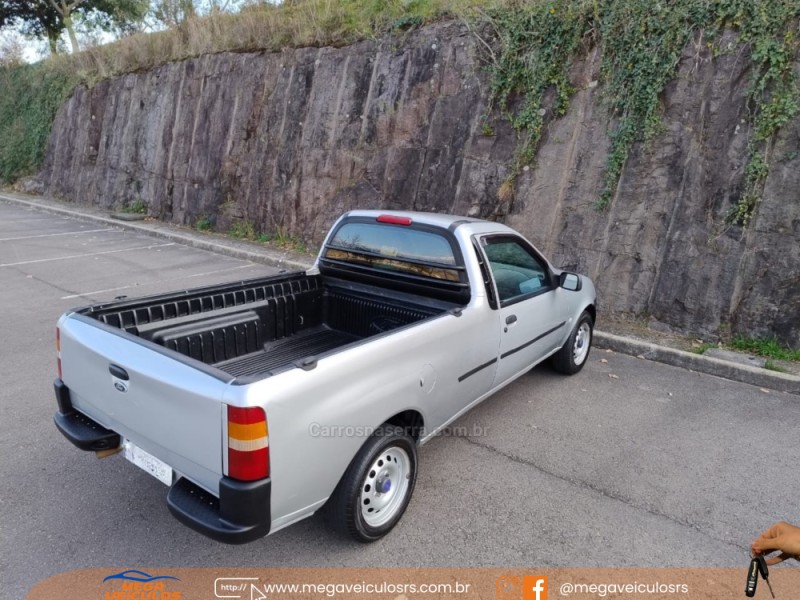 COURIER 1.6 MPI L 8V FLEX 2P MANUAL - 2009 - BENTO GONçALVES