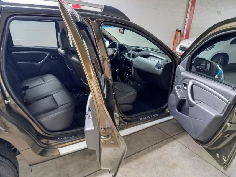 DUSTER RENAULT DUSTER 1.6 TECH ROAD DYNAMIQUE 4X2 16V FLEX 4P MANUAL - 2013 - CAXIAS DO SUL