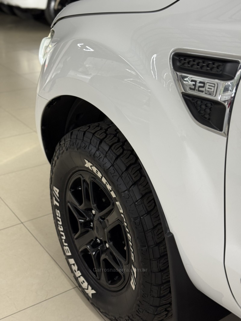 RANGER 3.2 LIMITED PLUS 4X4 CD 20V DIESEL 4P AUTOMÁTICO - 2014 - FARROUPILHA