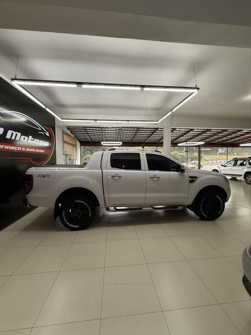 RANGER 3.2 LIMITED PLUS 4X4 CD 20V DIESEL 4P AUTOMÁTICO - 2014 - FARROUPILHA