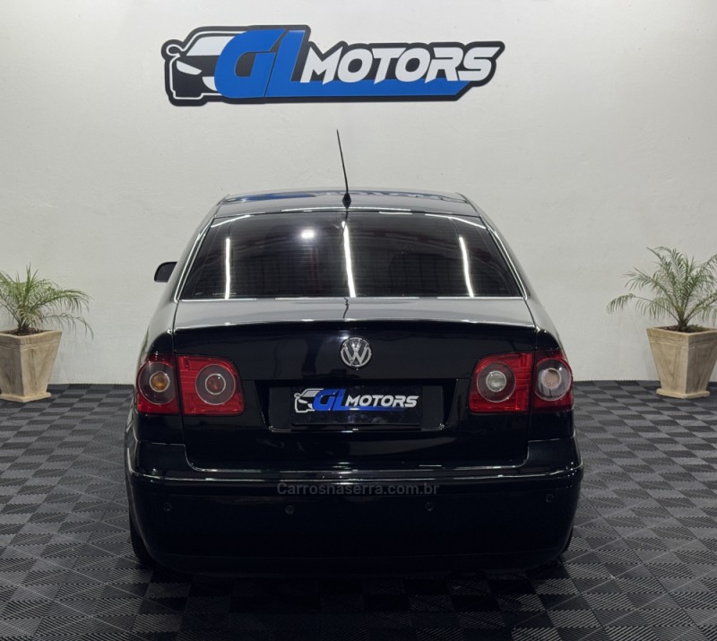 POLO SEDAN 1.6 MI COMFORTLINE 8V FLEX 4P MANUAL - 2008 - NOVO HAMBURGO