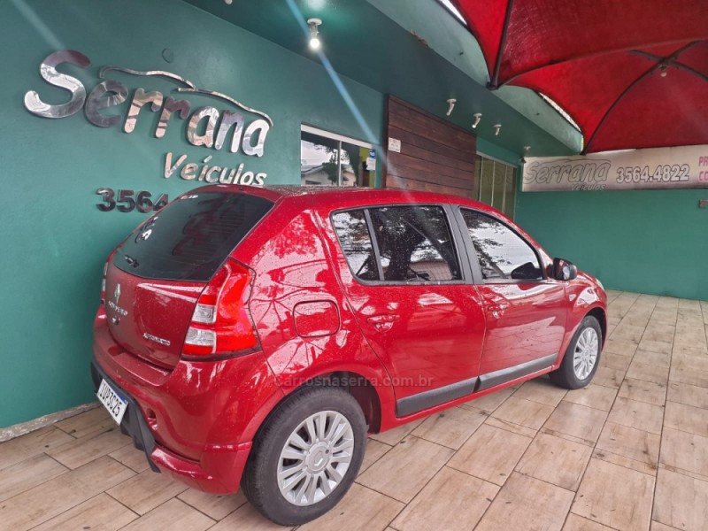 SANDERO 1.6 PRIVILÉGE 8V FLEX 4P AUTOMÁTICO - 2013 - DOIS IRMãOS