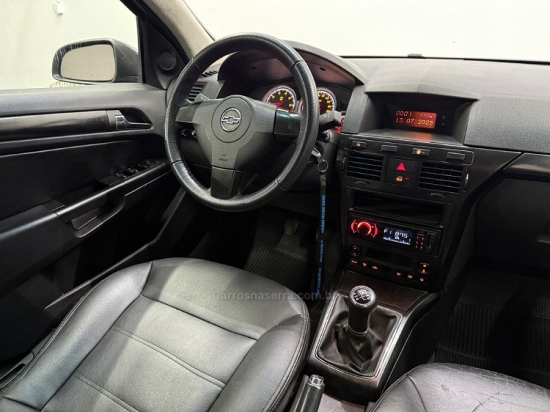VECTRA 2.0 SFI GT HATCH 8V FLEX 4P MANUAL - 2008 - NOVO HAMBURGO