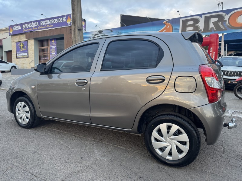 ETIOS 1.3 X 16V FLEX 4P MANUAL - 2017 - DOIS IRMãOS