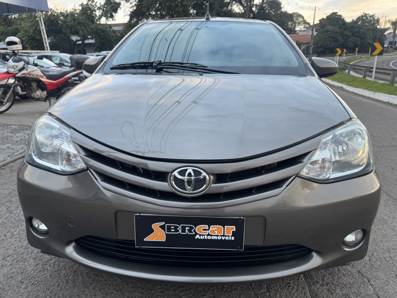 ETIOS 1.3 X 16V FLEX 4P MANUAL - 2017 - DOIS IRMãOS
