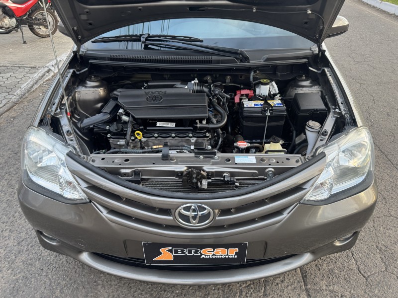 ETIOS 1.3 X 16V FLEX 4P MANUAL - 2017 - DOIS IRMãOS