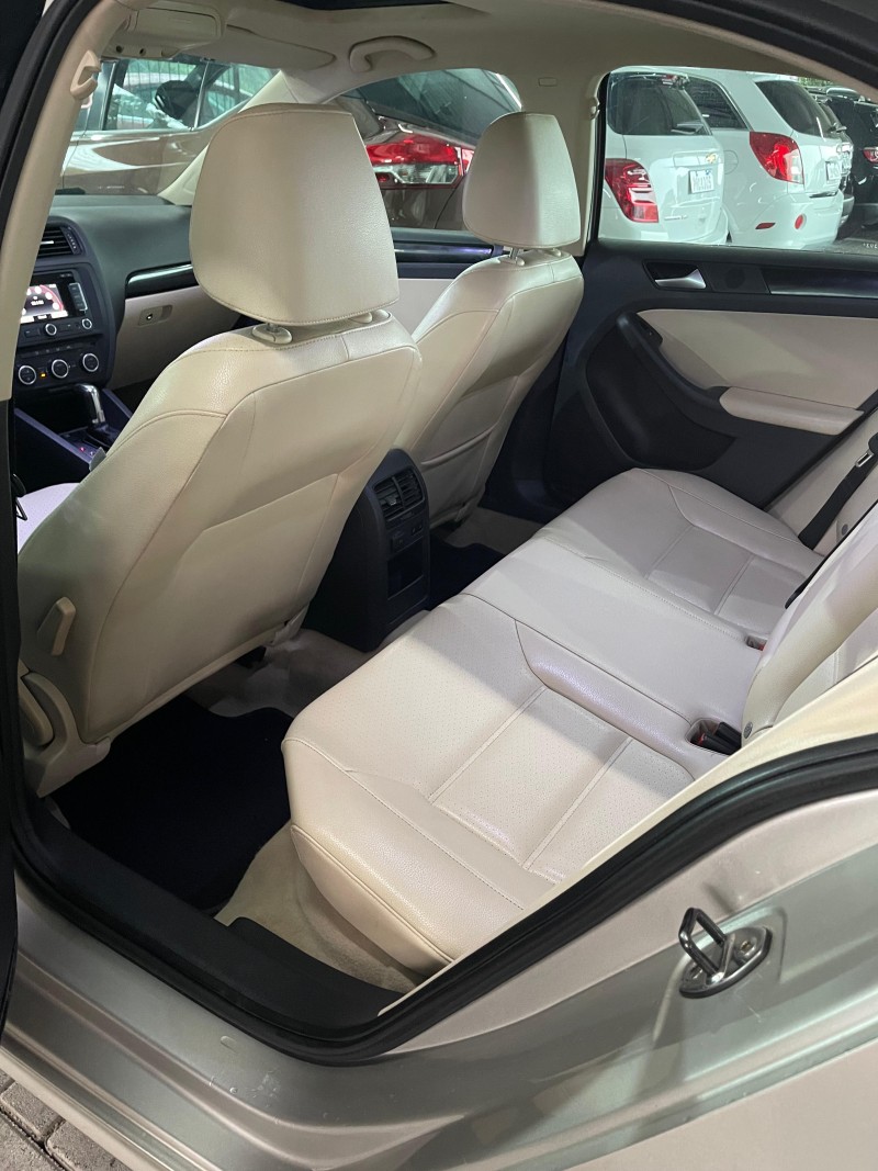 JETTA 2.0 COMFORTLINE FLEX 4P TIPTRONIC - 2013 - CAXIAS DO SUL