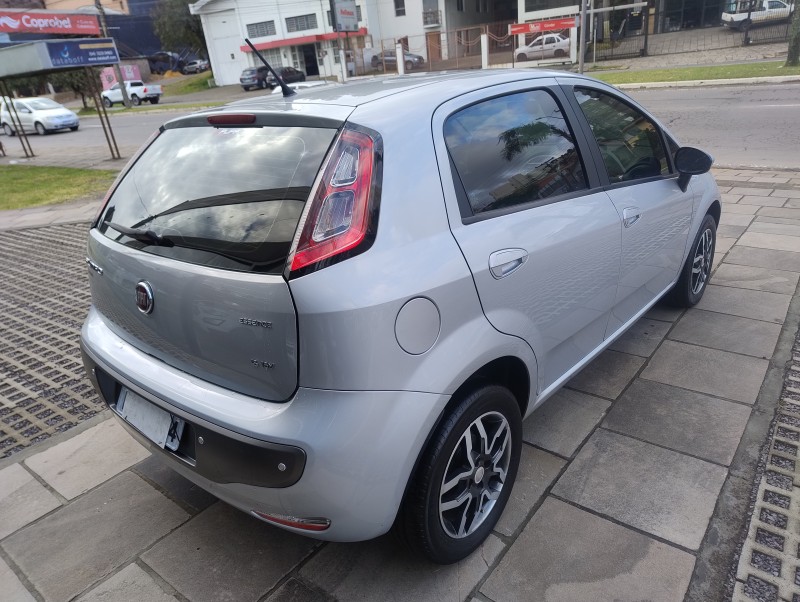 PUNTO 1.6 ESSENCE 16V FLEX 4P MANUAL - 2013 - CAXIAS DO SUL