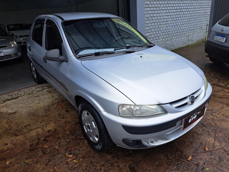 CELTA 1.0 MPFI SUPER 8V FLEX 4P MANUAL - 2005 - FARROUPILHA
