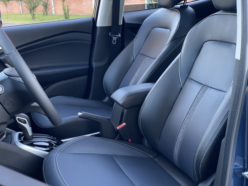 TRACKER 1.2 12V PREMIER TURBO FLEX 4P AUTOMÁTICO - 2025 - FARROUPILHA