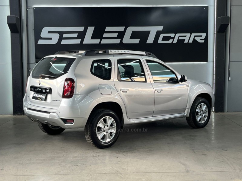 DUSTER 2.0 DYNAMIQUE 4X2 16V FLEX 4P AUTOMÁTICO - 2017 - NOVO HAMBURGO