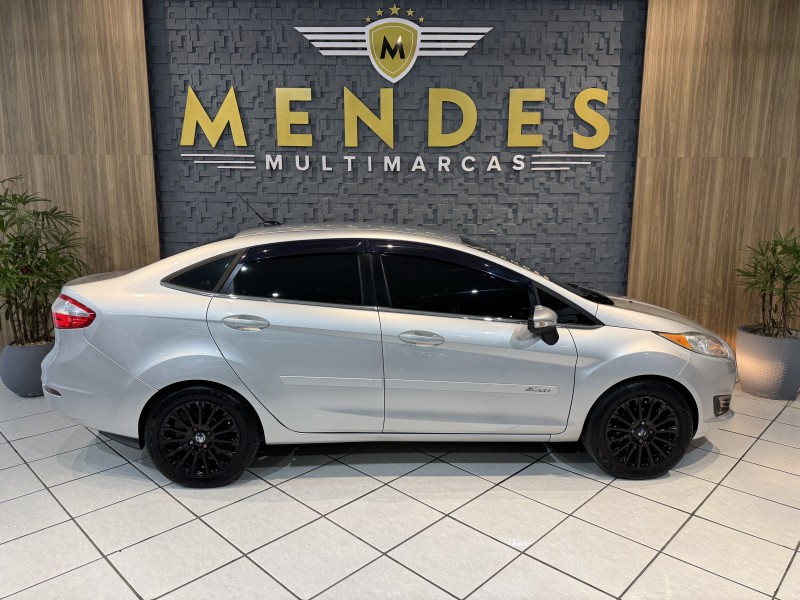 FIESTA 1.6 TITANIUM SEDAN 16V FLEX 4P AUTOMÁTICO - 2014 - NOVO HAMBURGO