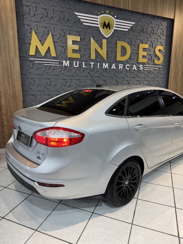 FIESTA 1.6 TITANIUM SEDAN 16V FLEX 4P AUTOMÁTICO - 2014 - NOVO HAMBURGO