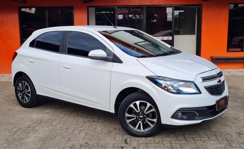 ONIX 1.4 MPFI LTZ 8V FLEX 4P AUTOMÁTICO - 2015 - CANELA