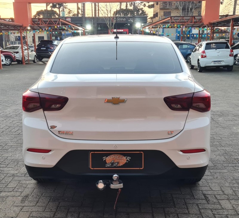 ONIX 1.0 LT 12V FLEX 4P MANUAL - 2023 - CANELA