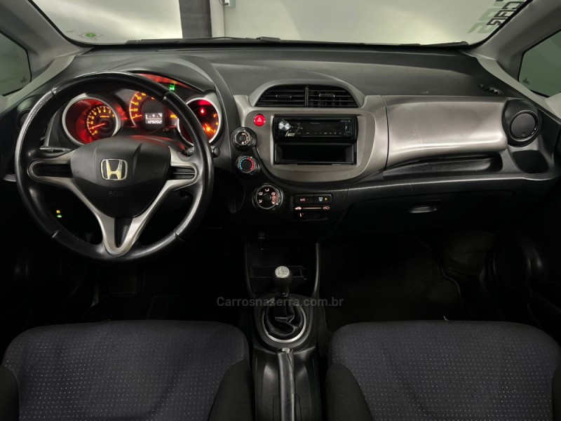 FIT 1.4 LX 8V FLEX 4P MANUAL - 2011 - NOVO HAMBURGO