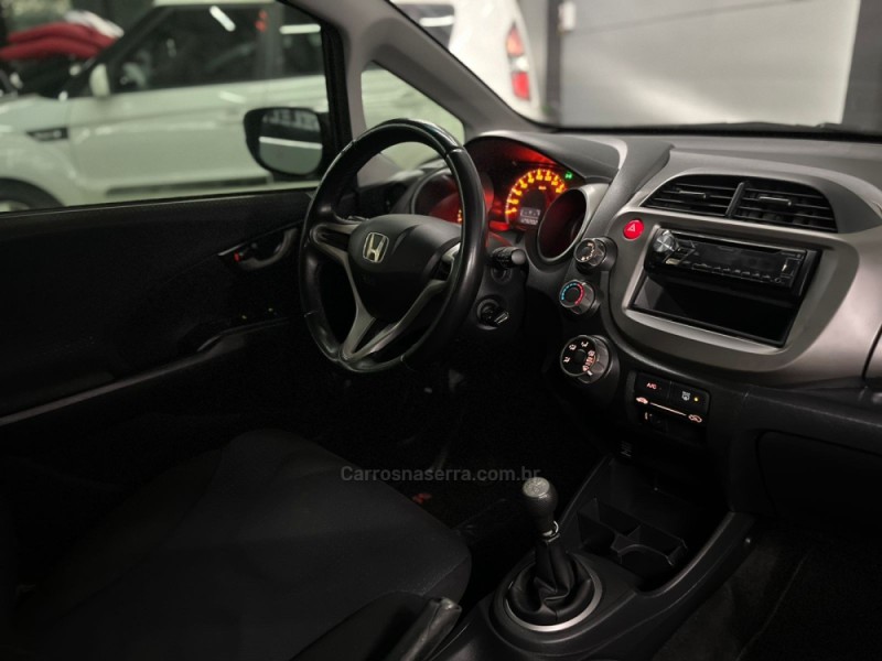 FIT 1.4 LX 8V FLEX 4P MANUAL - 2011 - NOVO HAMBURGO