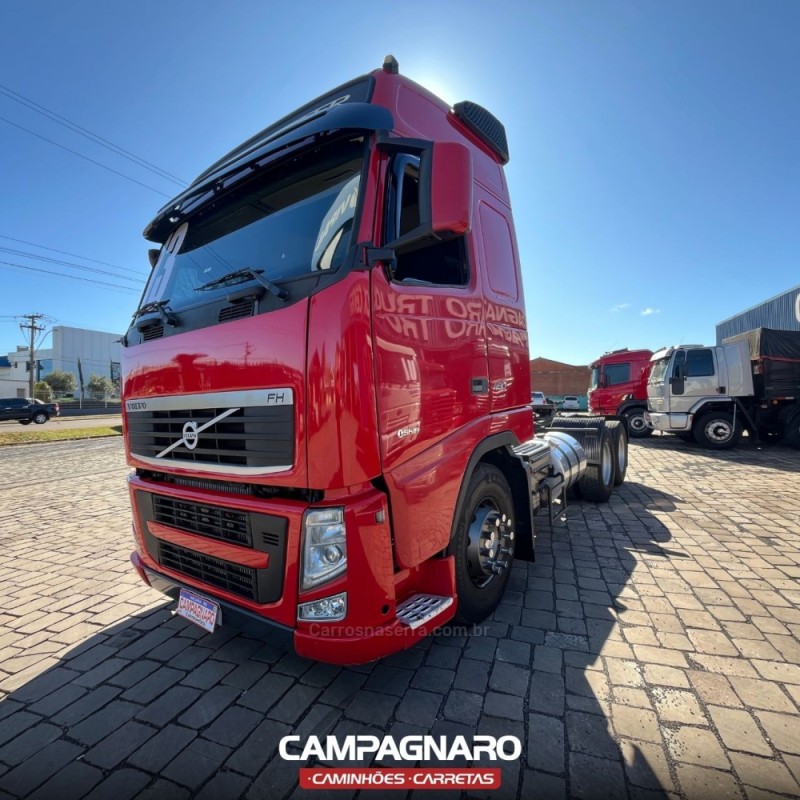 FH 460 6X2 - 2013 - VACARIA