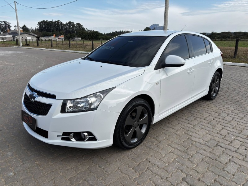 CRUZE 1.8 LT 16V FLEX 4P AUTOMÁTICO - 2014 - CANDELáRIA