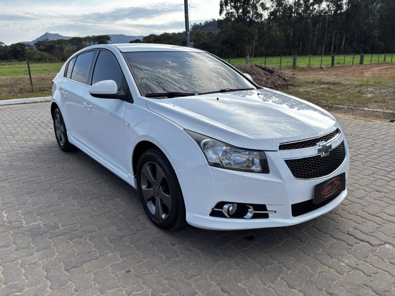 CRUZE 1.8 LT 16V FLEX 4P AUTOMÁTICO - 2014 - CANDELáRIA