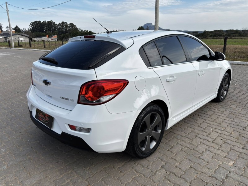 CRUZE 1.8 LT 16V FLEX 4P AUTOMÁTICO - 2014 - CANDELáRIA