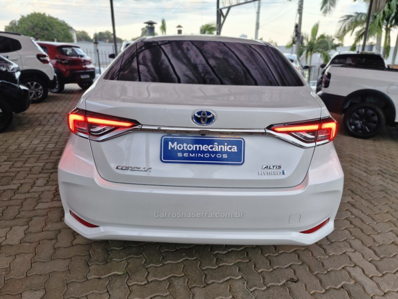 COROLLA 1.8 ALTIS PREMIUM 16V HÍBRIDO 4P AUTOMÁTICO - 2022 - LAJEADO
