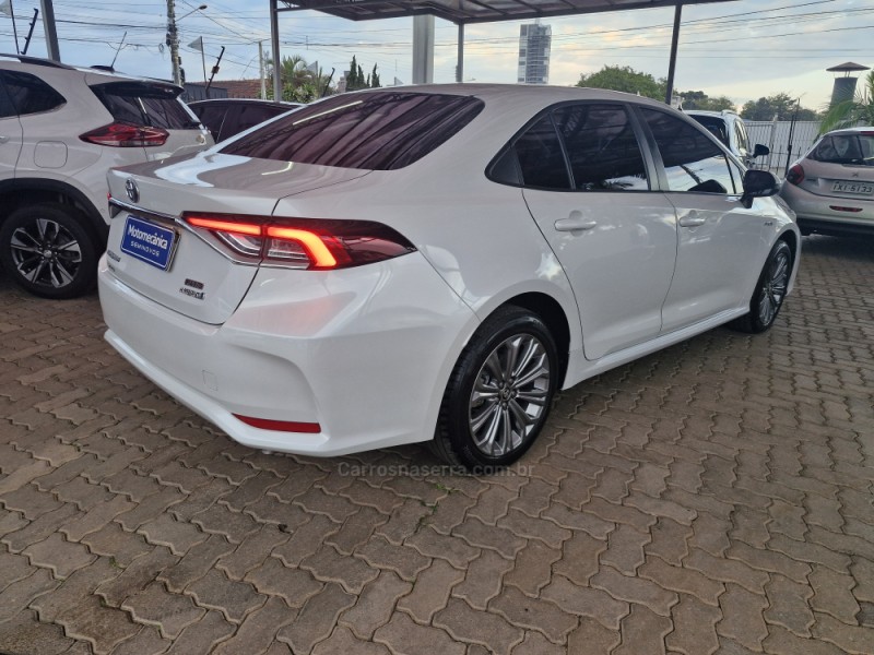 COROLLA 1.8 ALTIS PREMIUM 16V HÍBRIDO 4P AUTOMÁTICO - 2022 - LAJEADO