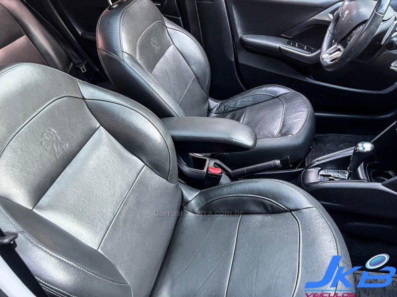 208 1.6 GRIFFE 16V FLEX 4P AUTOMÁTICO - 2015 - NOVO HAMBURGO