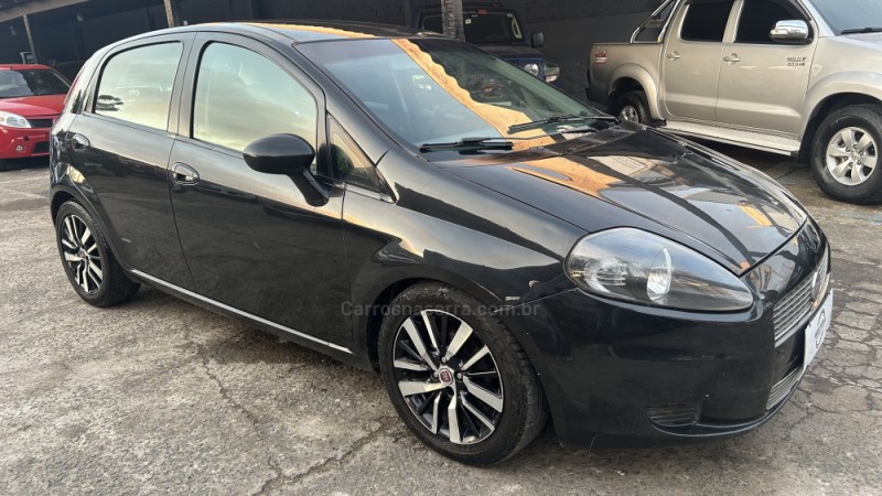 PUNTO 1.4 ATTRACTIVE 8V FLEX 4P MANUAL - 2011 - GRAVATAí