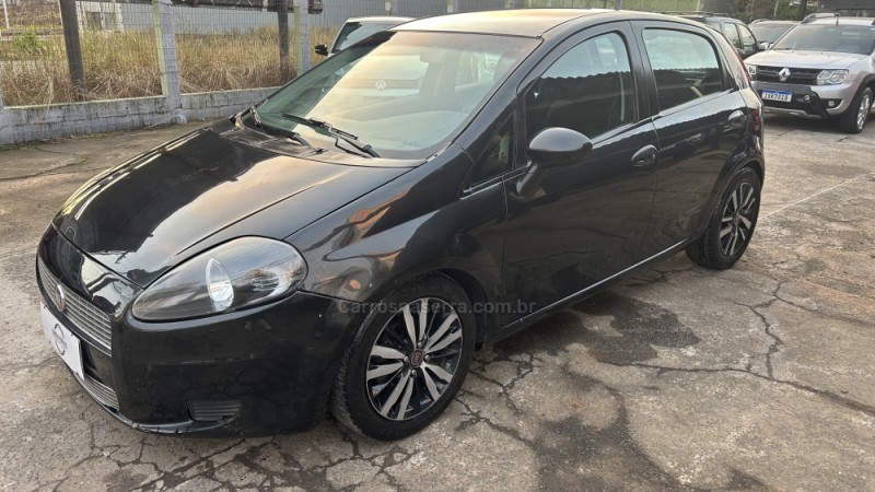 PUNTO 1.4 ATTRACTIVE 8V FLEX 4P MANUAL - 2011 - GRAVATAí