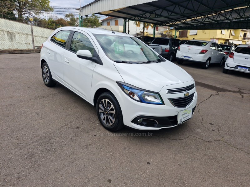 ONIX 1.4 MPFI LTZ 8V FLEX 4P MANUAL - 2015 - BENTO GONçALVES
