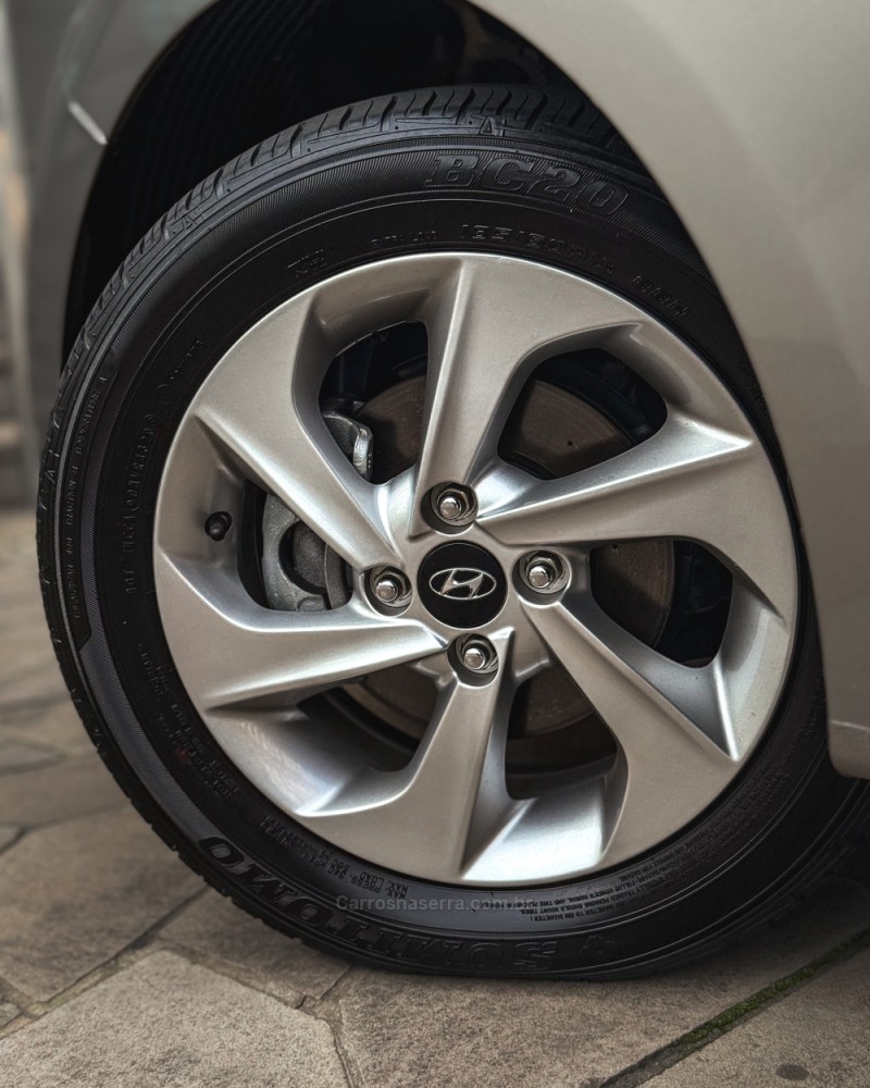 HB20S 1.6 PREMIUM 16V FLEX 4P AUTOMÁTICO - 2017 - NOVO HAMBURGO