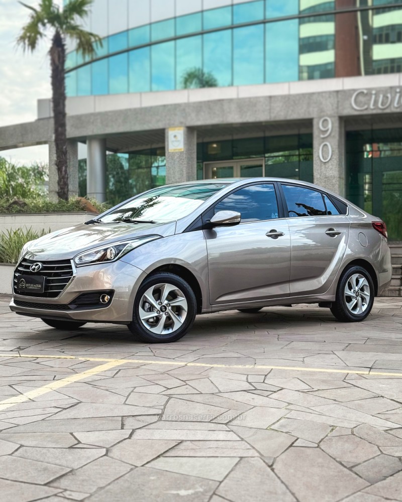 HB20S 1.6 PREMIUM 16V FLEX 4P AUTOMÁTICO - 2017 - NOVO HAMBURGO