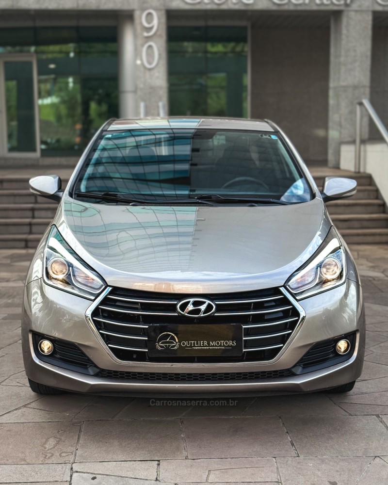 HB20S 1.6 PREMIUM 16V FLEX 4P AUTOMÁTICO - 2017 - NOVO HAMBURGO