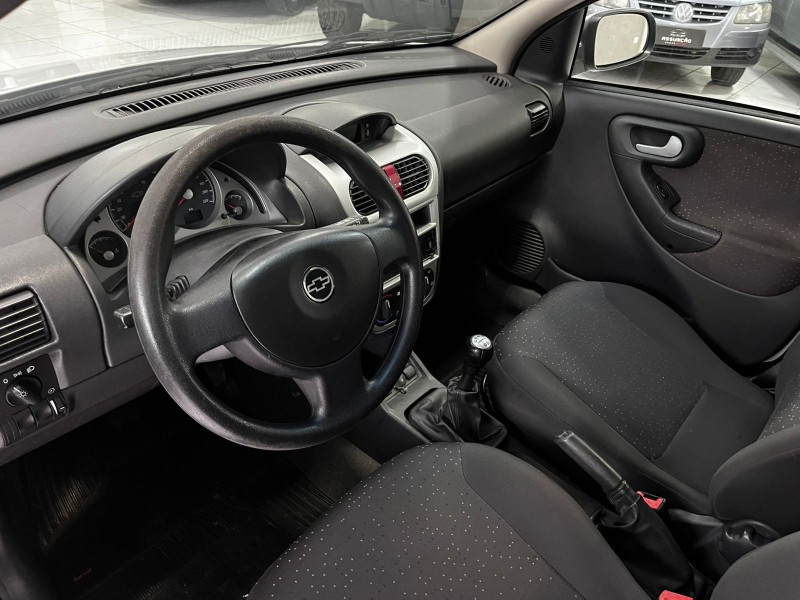 CORSA 1.4 MPFI PREMIUM 8V FLEX 4P MANUAL - 2009 - CAXIAS DO SUL