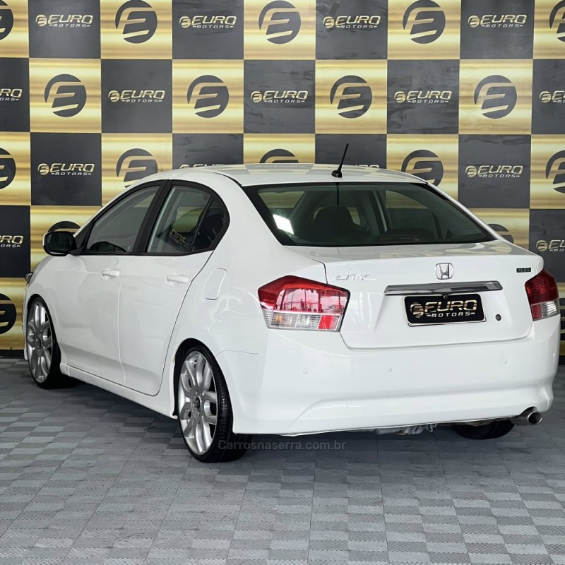 CITY 1.5 LX 16V FLEX 4P AUTOMÁTICO - 2011 - PORTãO