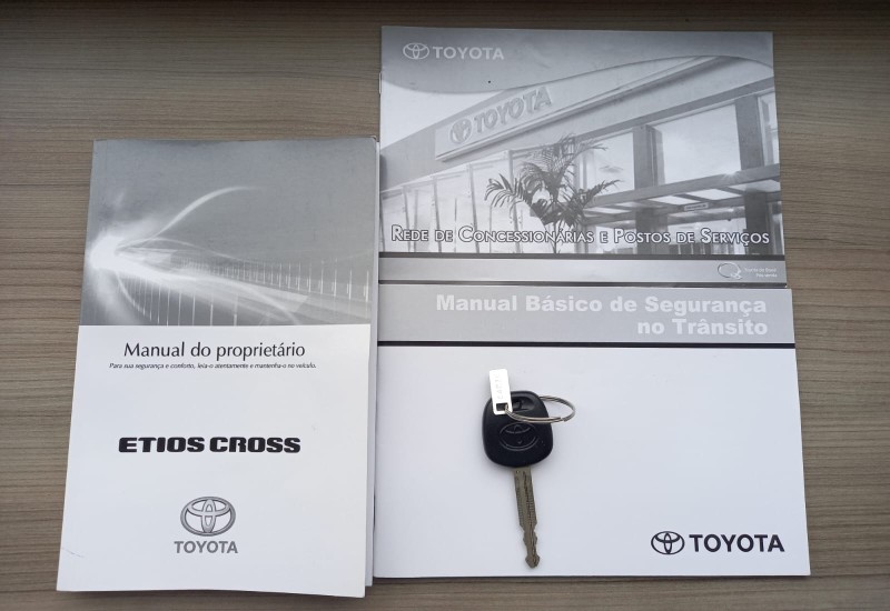 ETIOS CROSS 1.5 16V FLEX 4P MANUAL - 2016 - CAXIAS DO SUL