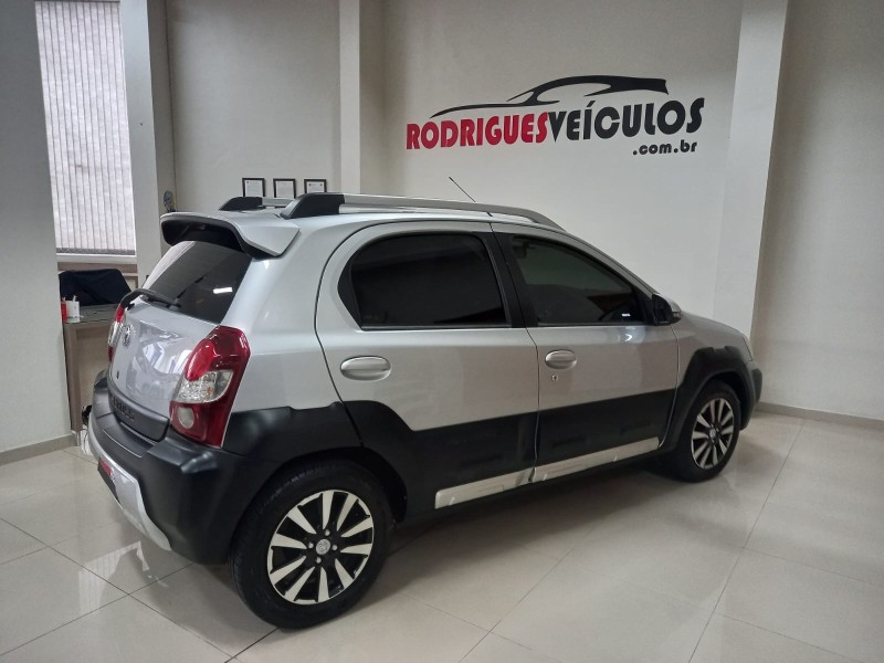 ETIOS CROSS 1.5 16V FLEX 4P MANUAL - 2016 - CAXIAS DO SUL