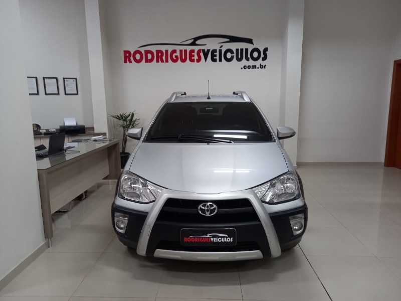 ETIOS CROSS 1.5 16V FLEX 4P MANUAL - 2016 - CAXIAS DO SUL